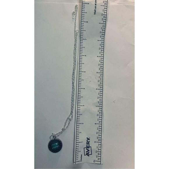 ARIES GLOW IN THE DARK ZODIAC HOROSCOPE STAR SIGN NECKLACE - Picture 7 of 13